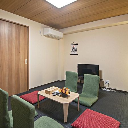 山house中津 最大10人 中津駅まで徒歩6分 梅田まで電車4分行ける！　 Apartman Oszaka Kültér fotó
